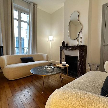 In The Beautiful Districts Of Tours A "Particular" With Great Comfort Villa Exterior photo